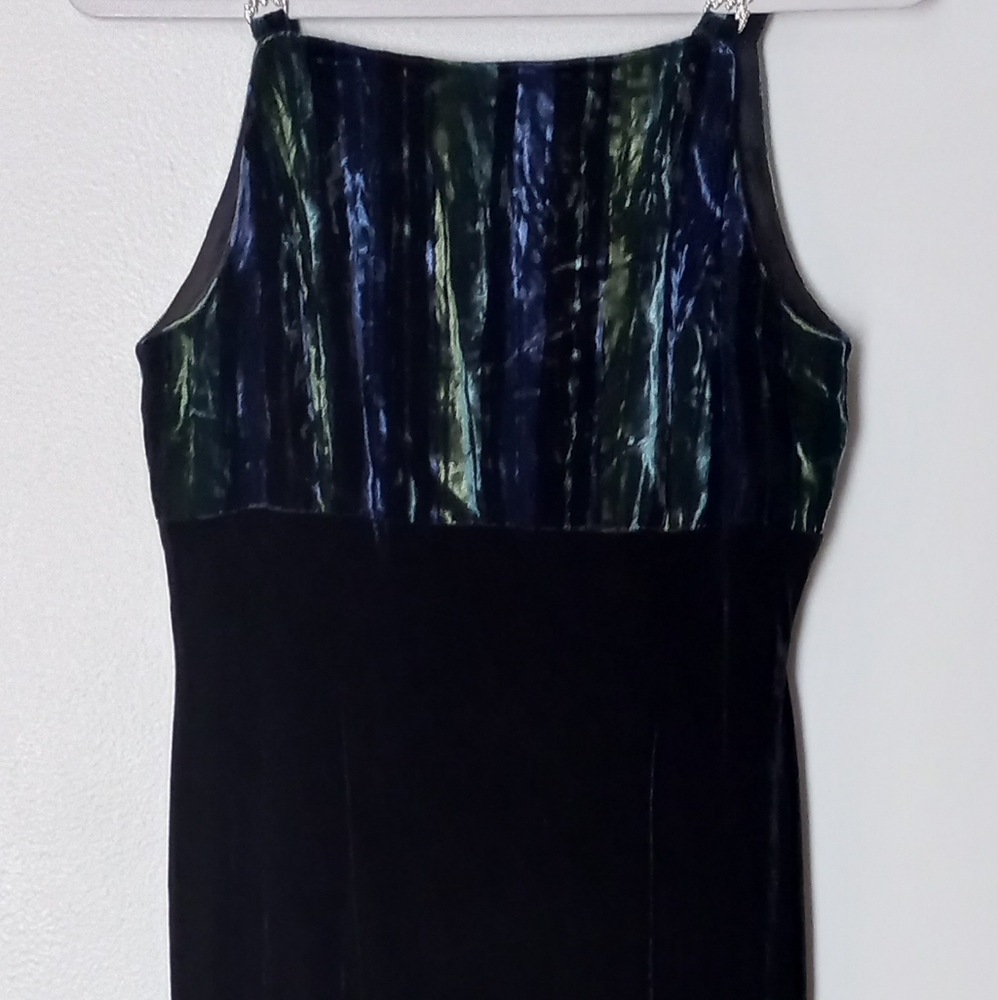 Betsy & Adam long dress size M